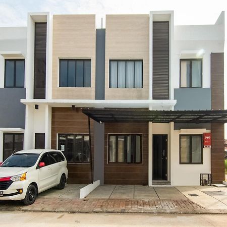 OYO 3824 Columbus Residence J1 Telukjambe Exterior foto