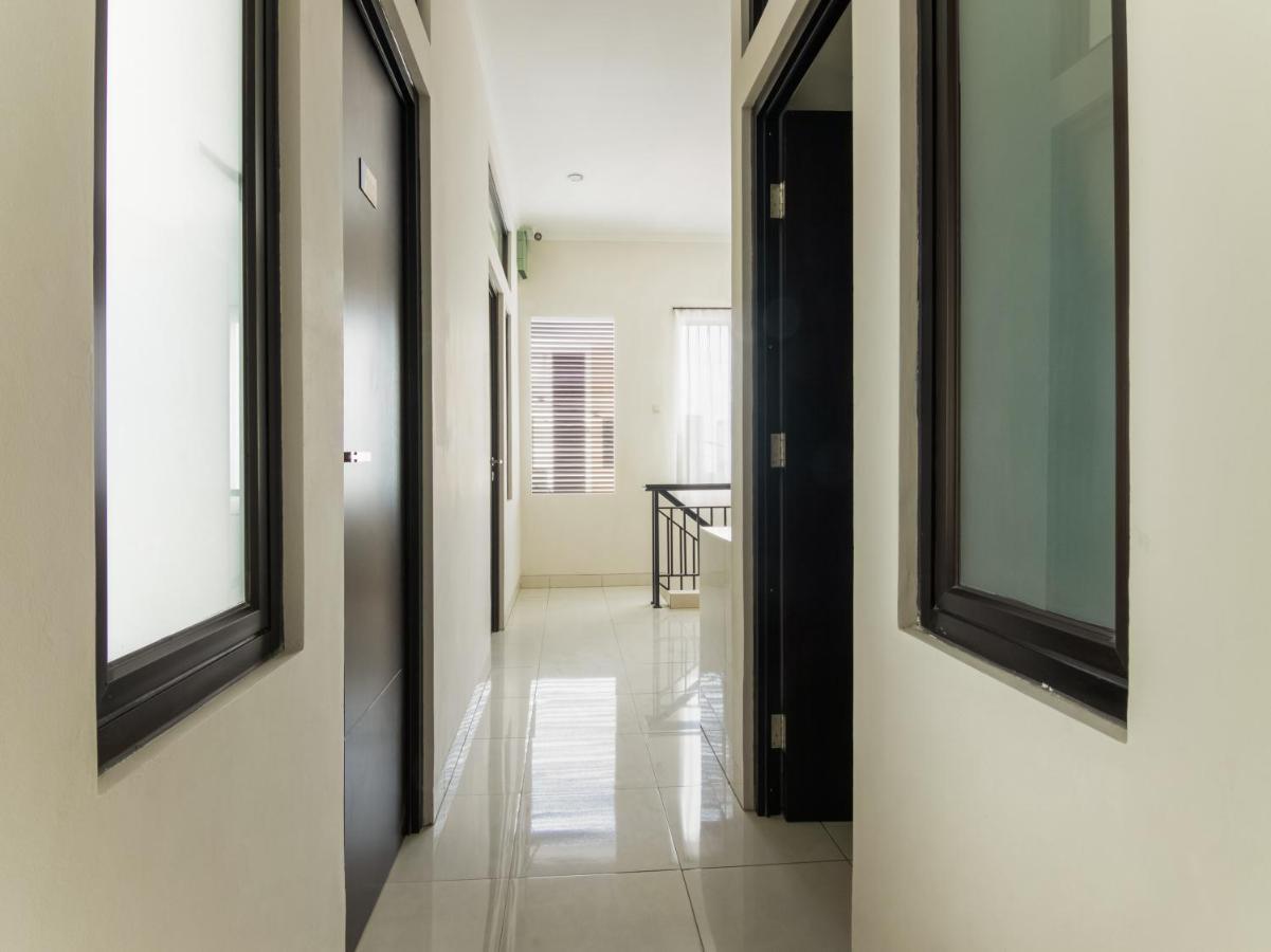 OYO 3824 Columbus Residence J1 Telukjambe Exterior foto